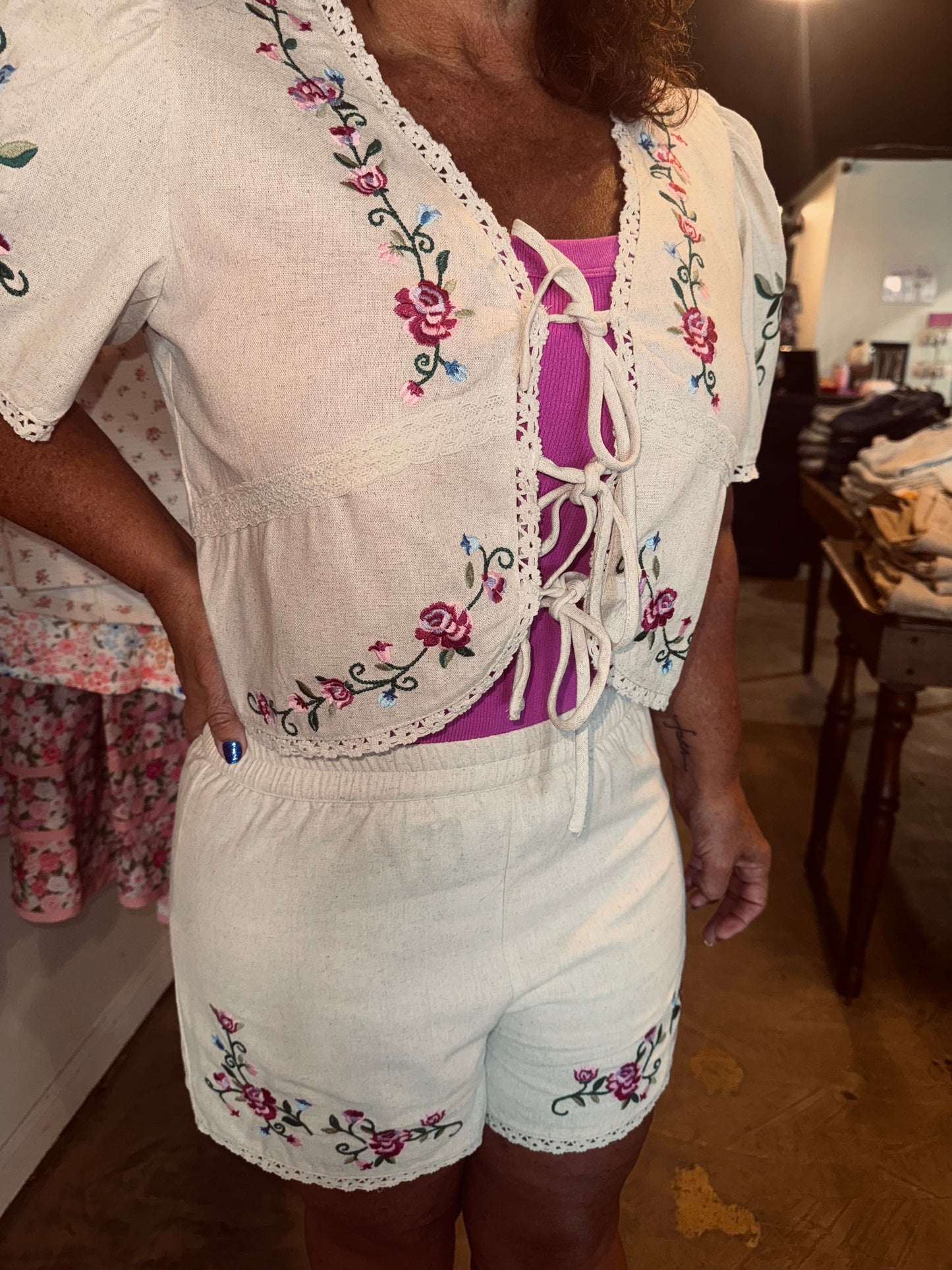 Embroidery Set Short