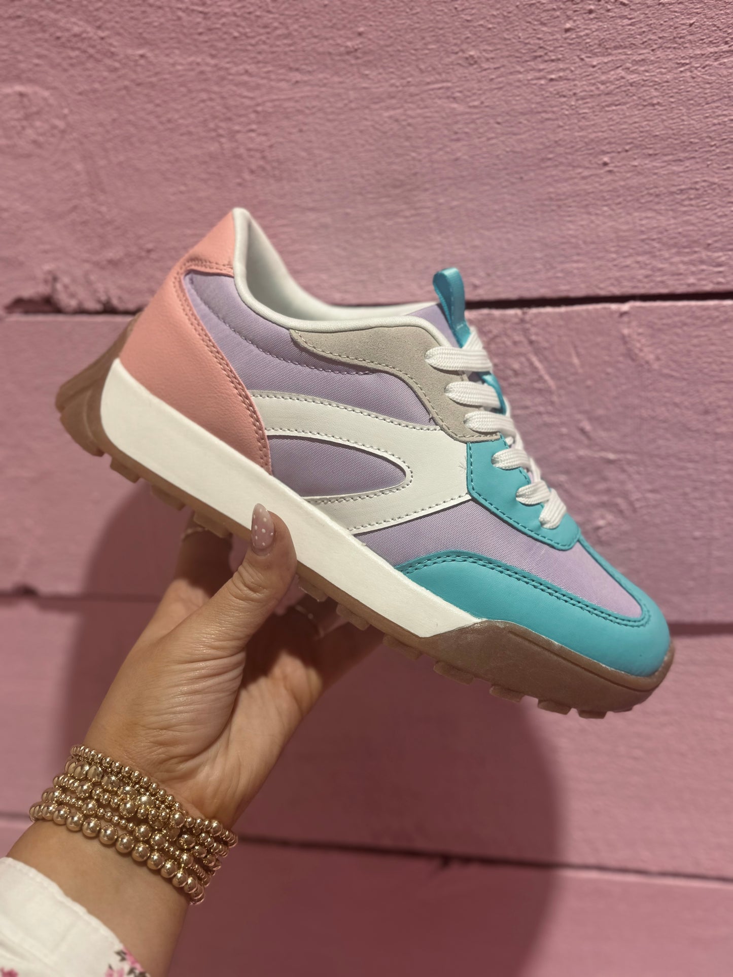Aqua Multi Sneaker