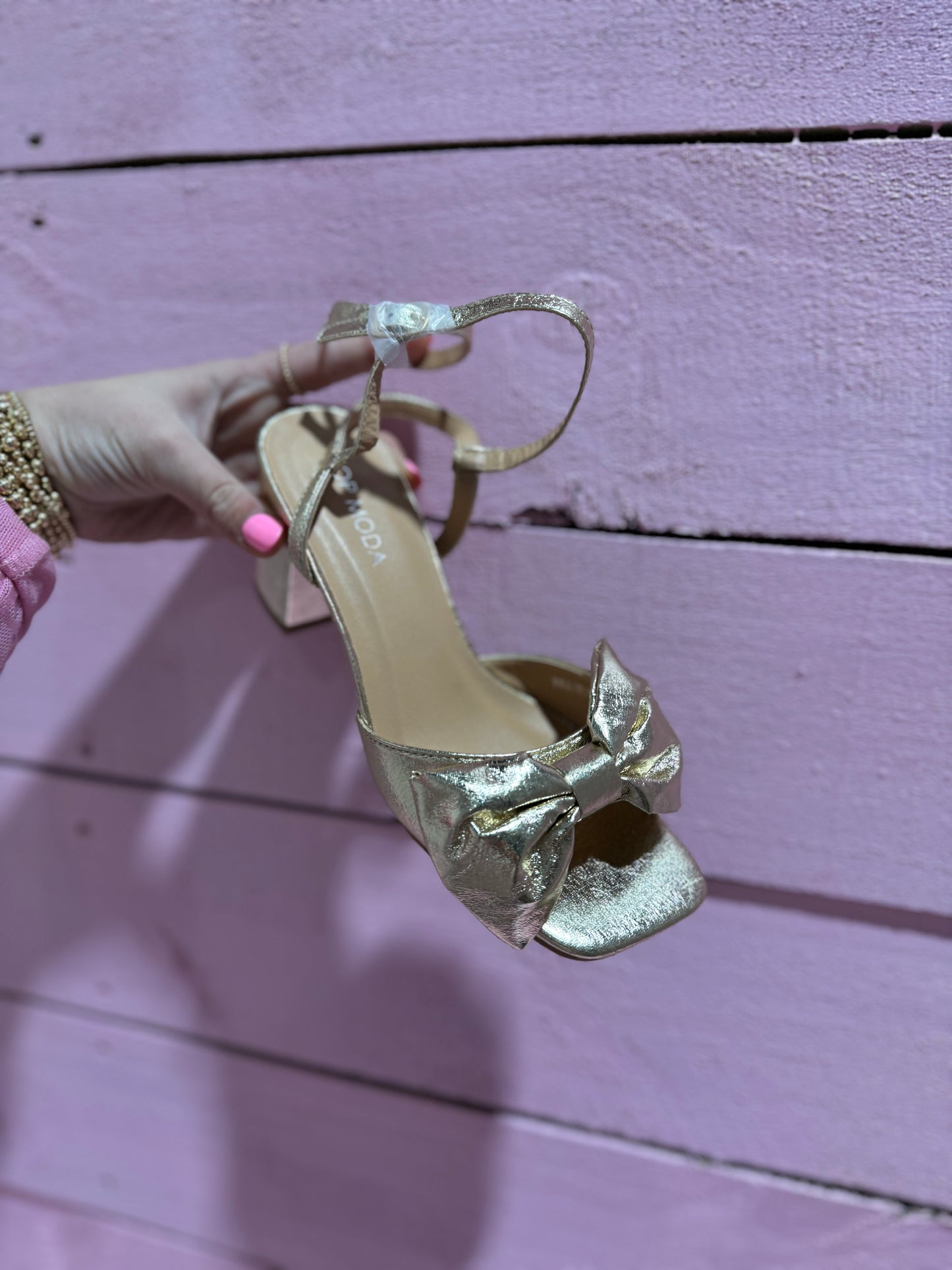 Bow Heel